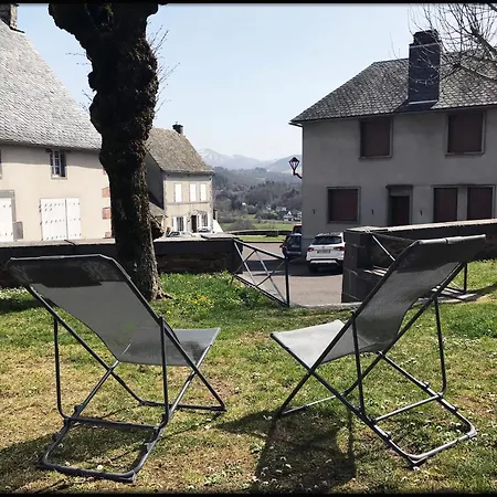 Maisonnette Art Deco Holiday home Choriol